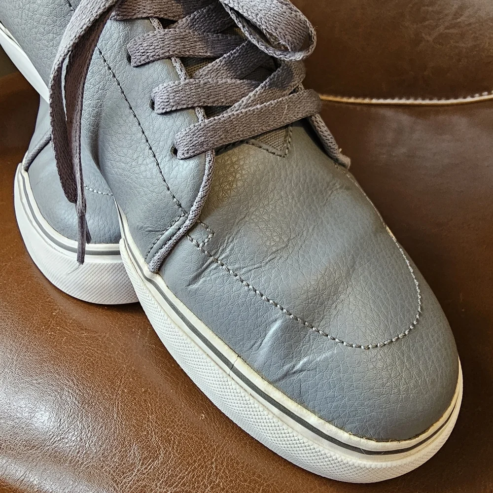 Nike SB Satire Men’s Size 11 Gray Leather Sneakers